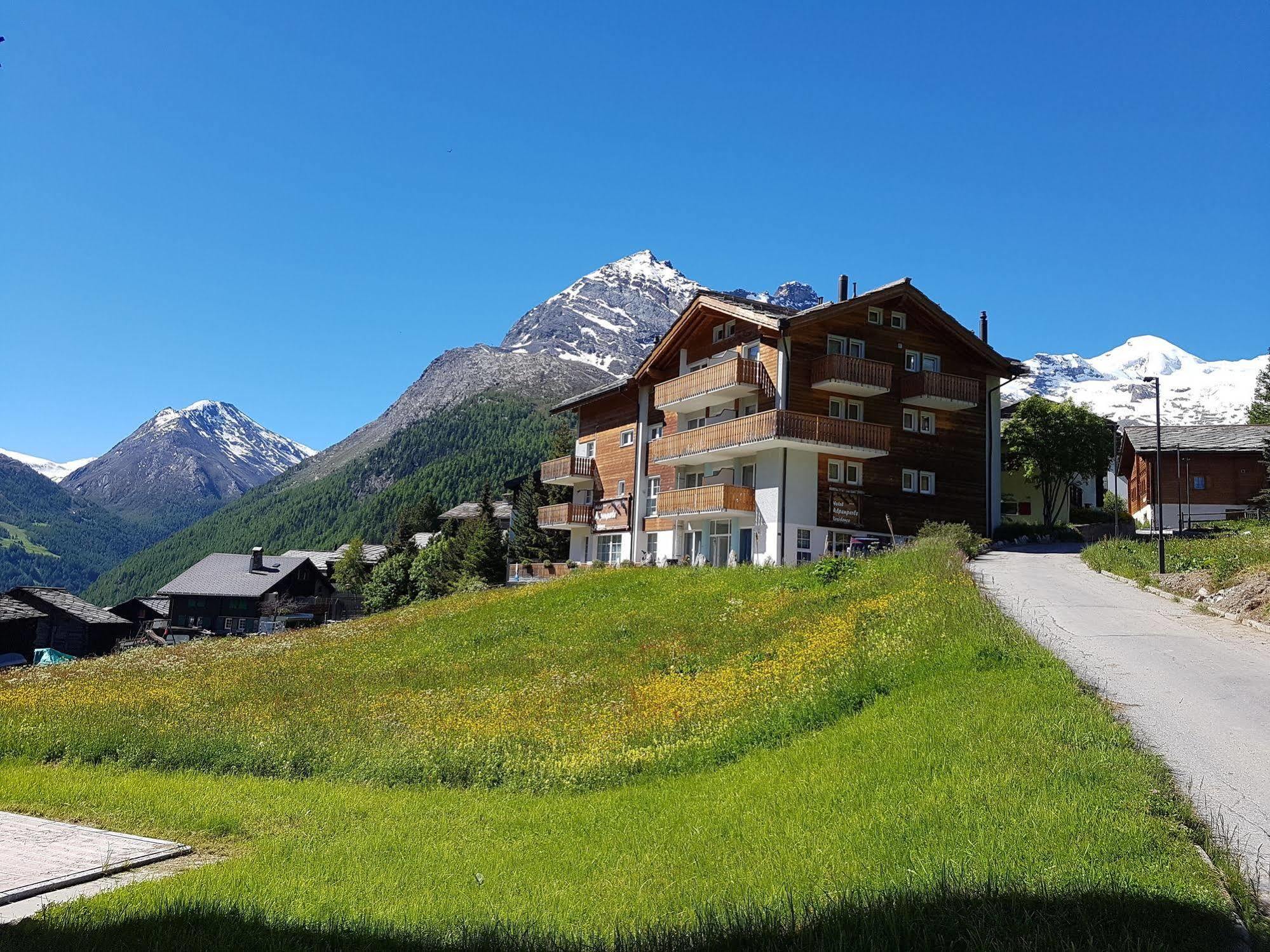 Hotel Alpenperle Saas-Fee Buitenkant foto