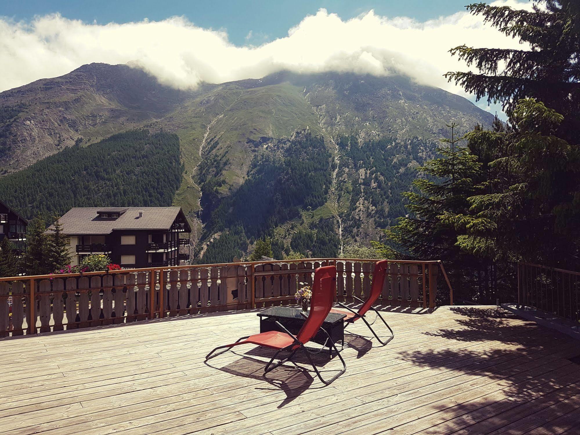 Hotel Alpenperle Saas-Fee Buitenkant foto